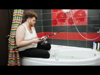 "выпускай мужика"