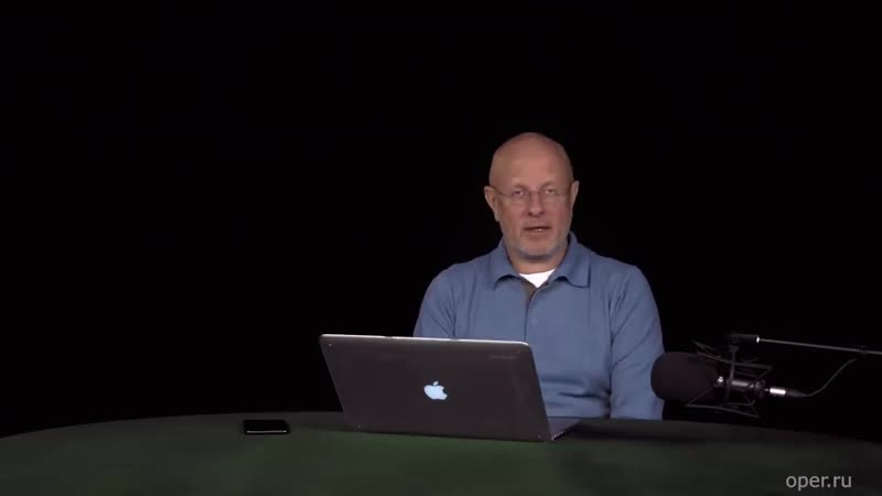 Гоблин(дмитрий пучков) пьет туалетную воду