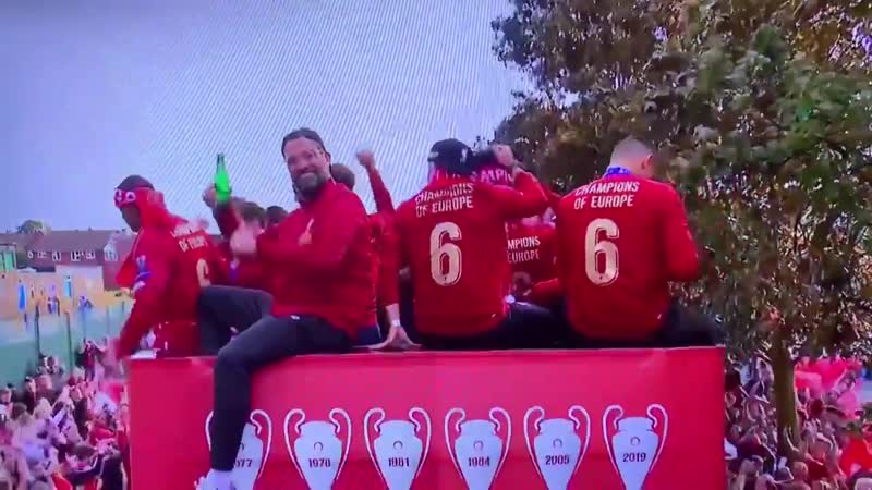 Jurgen klopp is 'sloshed' and liverpool fans are loving it