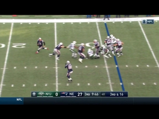 Brady shows athleticism on big pass to edelman | blount finishes with td!