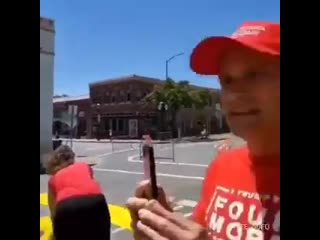 Destroying hateful blm graffitti in martinez, calif