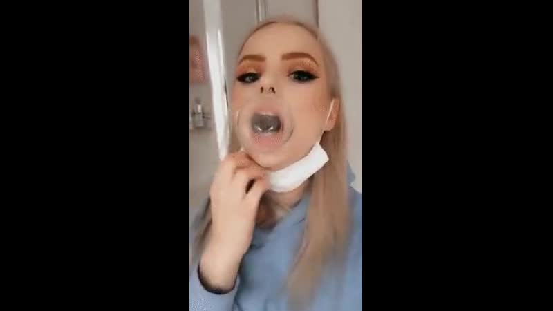 Носить porn video – Так вот как девушкам надо носить маски 😁