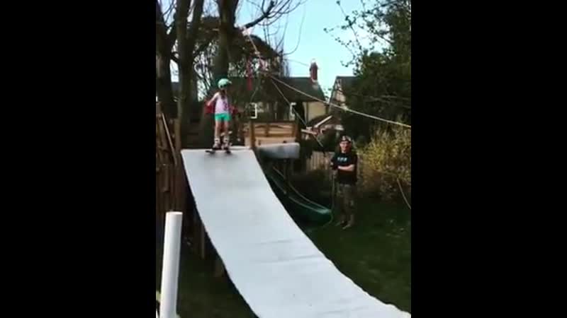 Домашний горнолыжный спуск и подъемник (vhs video)