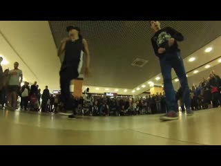 Falsh 2 round (top rock top session 2013) #bboy #bgirl #breakdance