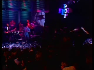Roxy music flesh and porn (rockpop in concert, german television) • the thrill of it all
