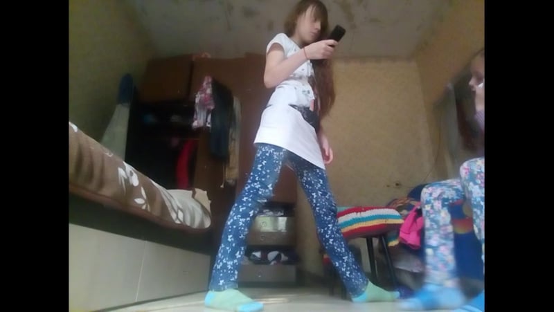 Әнші Катя Лелмен эротикалық секс