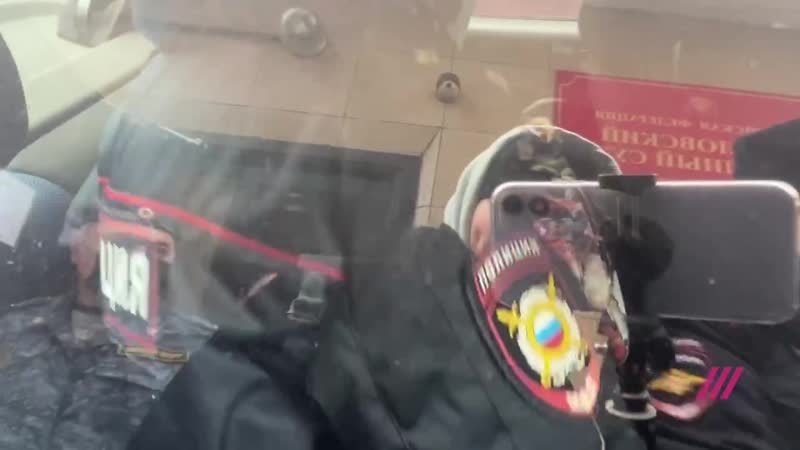 Киру ярмыш увозят из суда