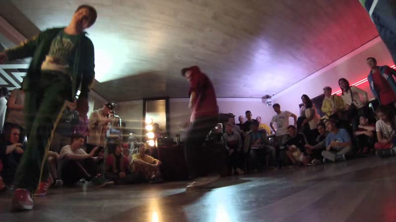 Voron vs yan | 14 | smachnyi jam | ekaterinburg | 10 10 15 #bboy #bgirl #breakdance