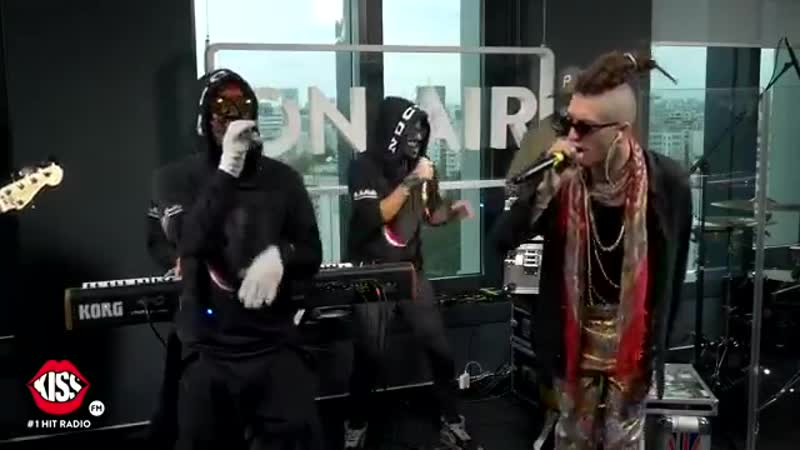 Killa fonic feat carla’s dreams bambolina (live @ kiss fm)