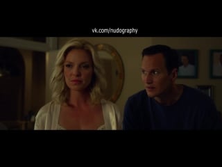 Кэтрин хейгл (katherine heigl) в пеньюаре в фильме "север ада" (home sweet hell, 2015, энтони бёрнс)