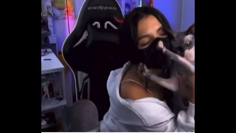 😱 амина тендерлибае показала нос без маски