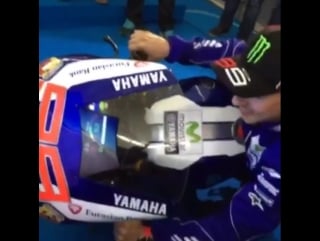 Testing the simulators of #opencamp of movistar in barcelona before the #catalangp