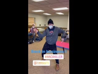 Скотт эдкинс снимает тим мана с нунчаку )