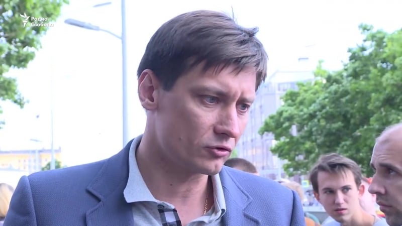 Акция памяти аркадия бабченко превратилась в празднование
