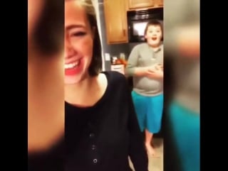 #годный видос девушки тоже пукают