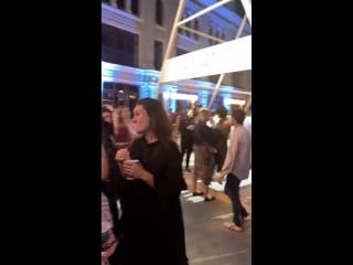 Лёля и пётр на улице