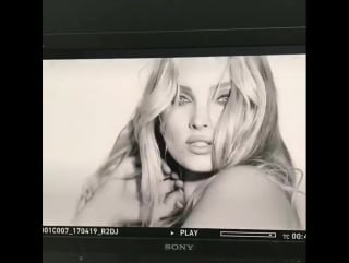 Hoskelsa sneak peak of today by @jeromeduran ❤️ @victoriassecret