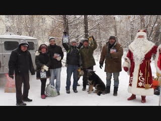 Доктор женя устроил праздник для бездомных и стариков