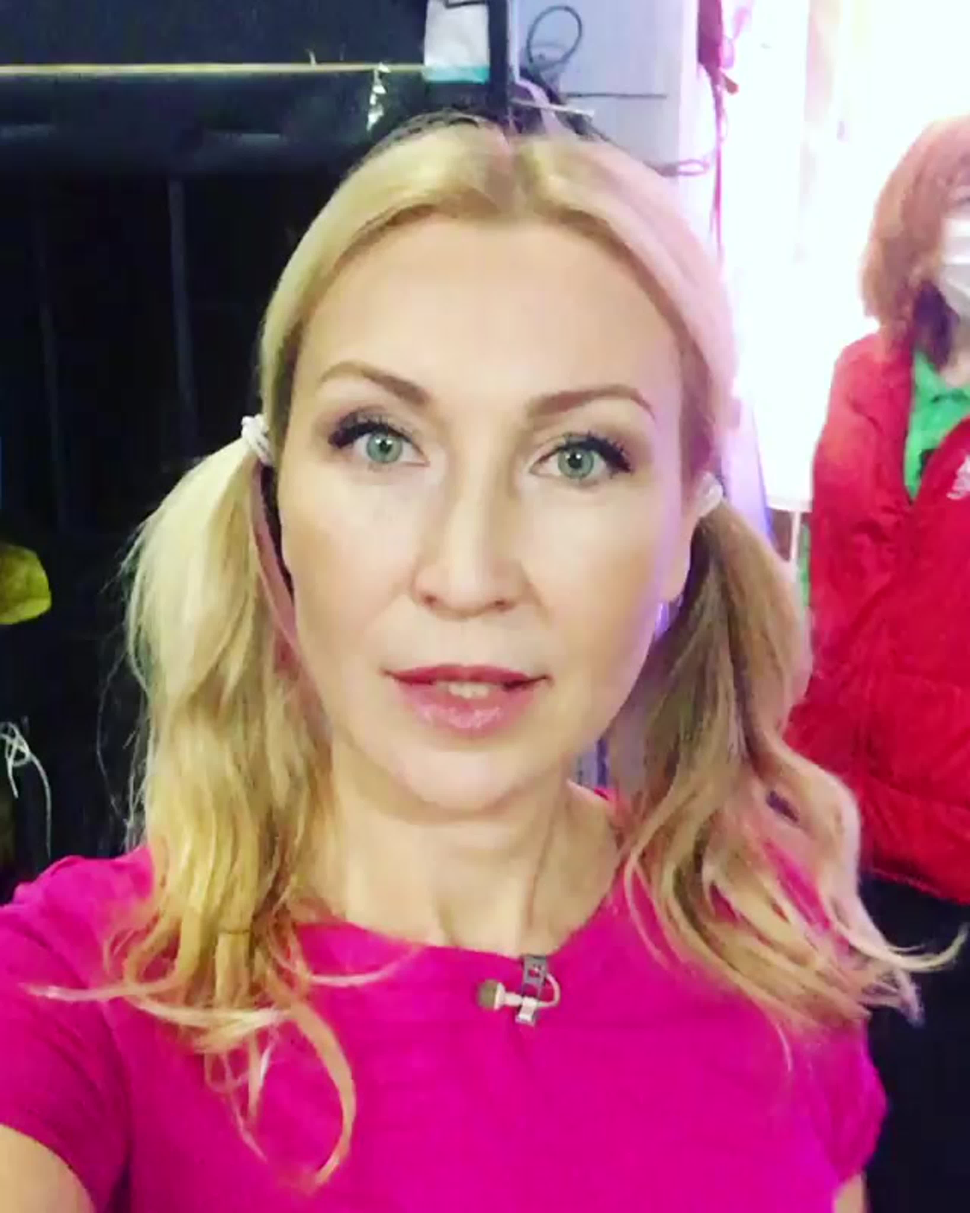 Jeyden Jeyms anal jinsiy aloqa Rus hayvonlar porno