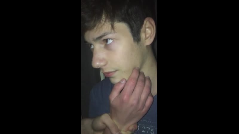 Заставили извиниться за базар в интернетах