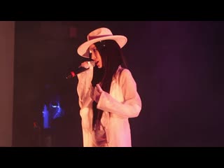 Tiffany young – heartbreak hotel (191104 magnetic moon tour in toronto)