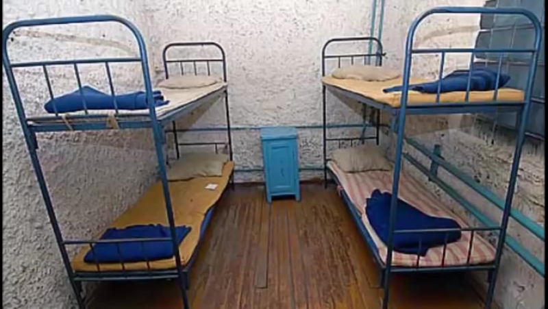 Изнутри самый напряжный день для петухов банный день на зоне