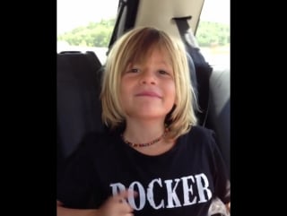 #quandtuchantesendécalé #tb #eté2012 #baby ayrton #bond #longhairdontcare #mybabylove #oneslaoulonpeut @ carlabruniofficial 😜@ a