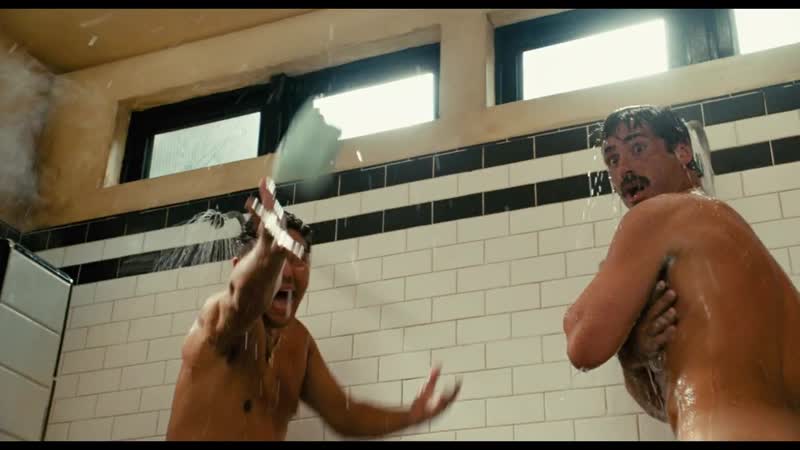 Уронил мыло