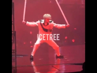 [fancam] 180512 xiumin king and queen @ magical circus tour yokohoma d2