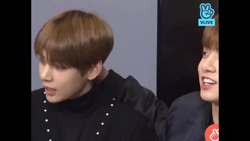 Хвалит своего любимого (хена)