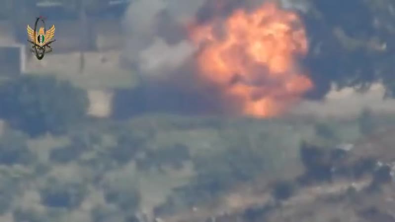 Боевики "национального фронта освобождения" заптурили грузовик камаз 4350 сирийской армии на севере провинции хама