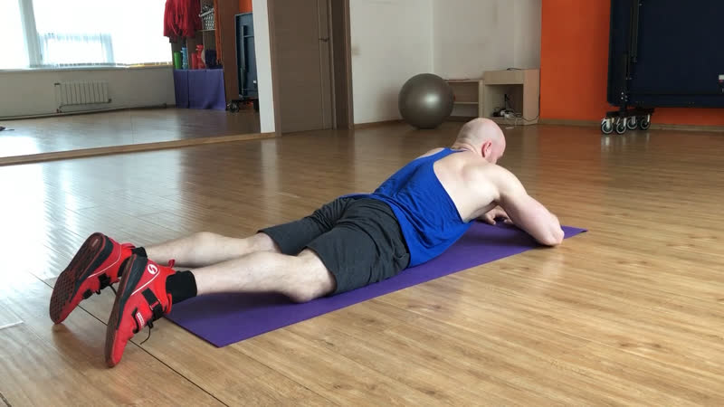 Гиперэкстензия на полу