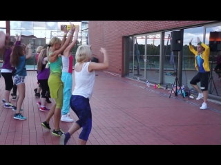 Zumba popee ( dovydas veiverys live class)