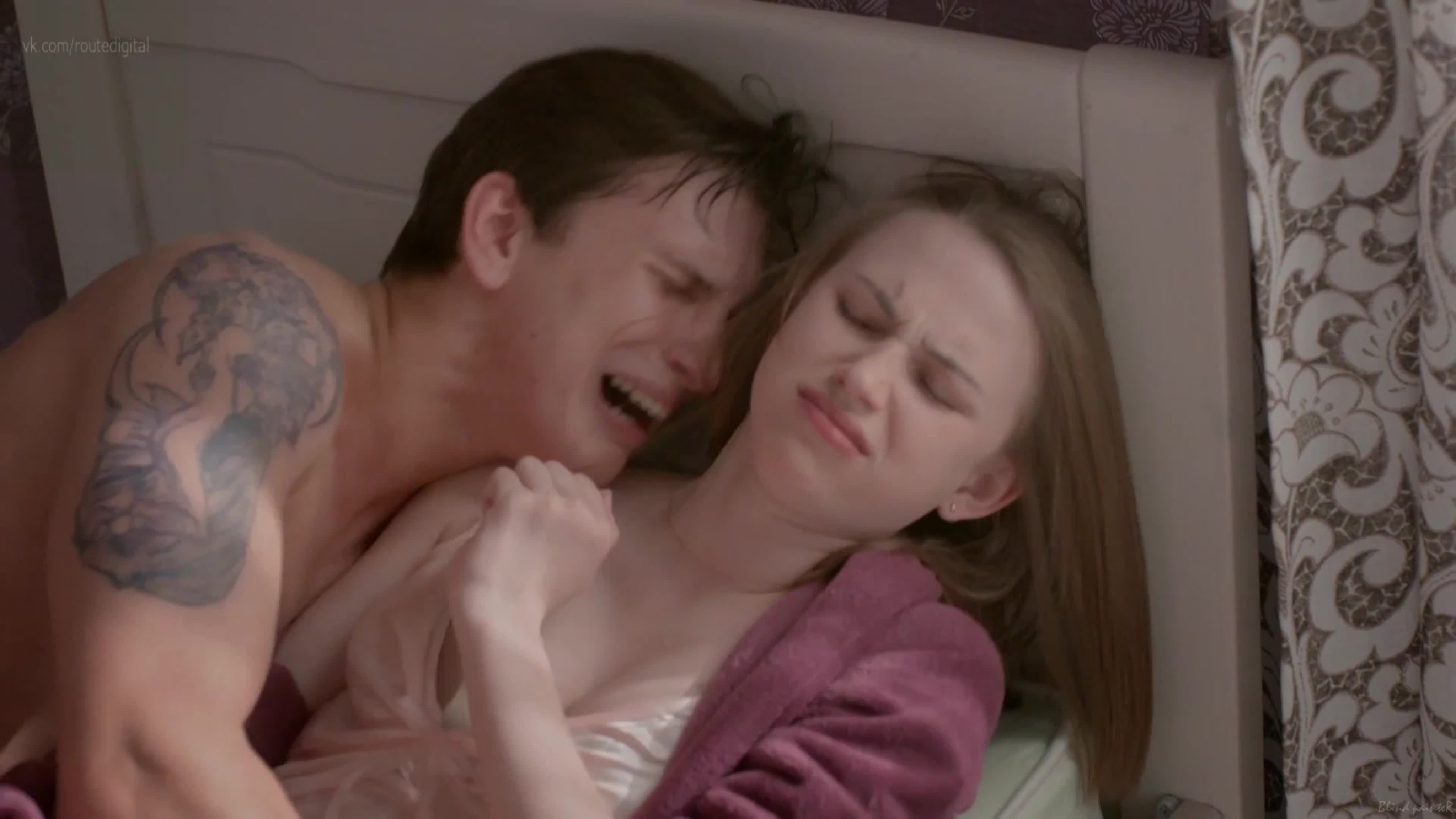 Brea Bennett porno Qattiq jinsi shimlar kiygan qizlarning dumbalarining fotosuratlari