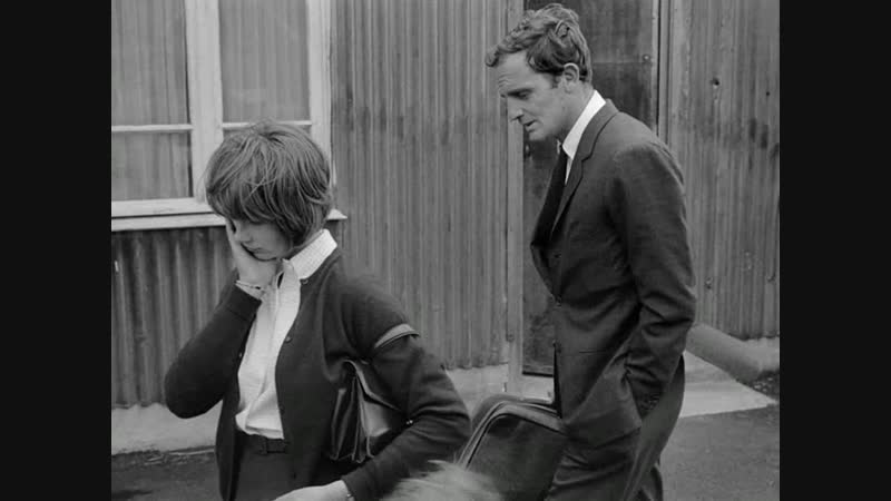 Замужняя женщина (1964) драма жан люк годар 1080p