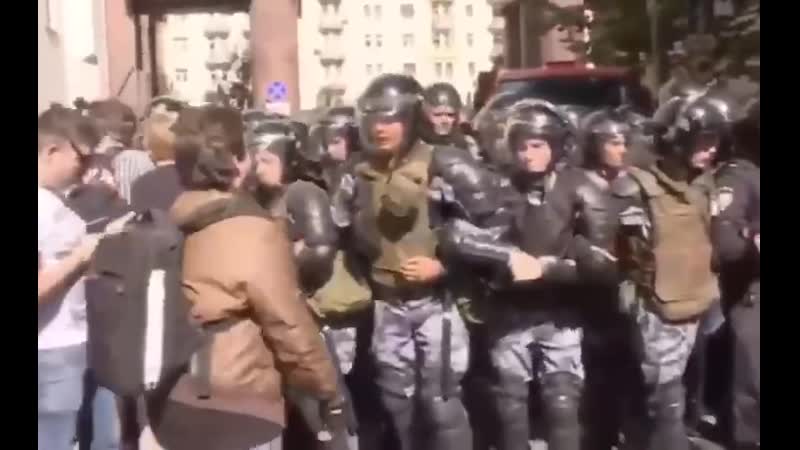Первый обвиняемый в беспорядках в москве
