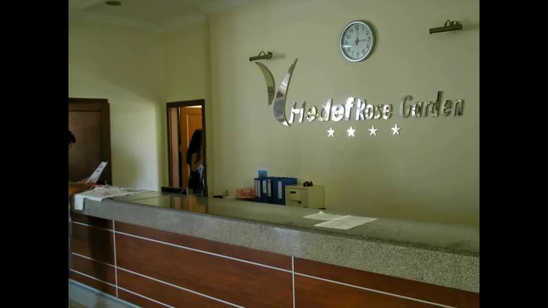 Hedef rose garden hotel