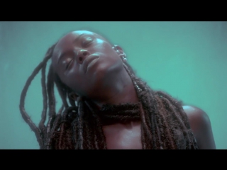 Kelela blue light