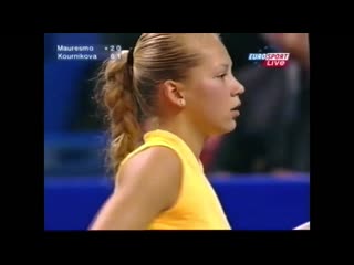 Anna kournikova vs amelie mauresmo quarter final gaz de france 2001