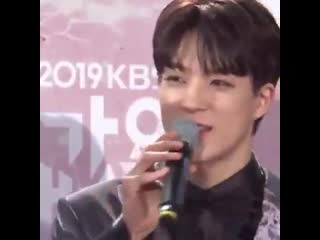 Jeno saying that it was thanks to czennies that they were able to create many good memories lee jeno leader