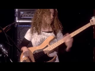 Tal wilkenfeld bass solo