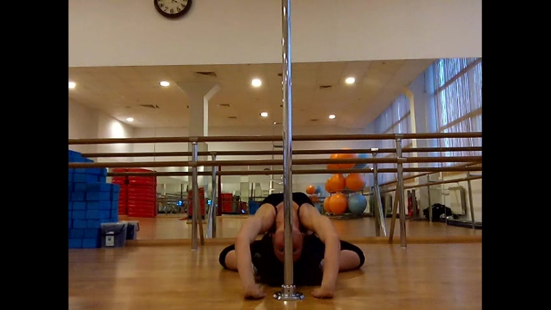 *naja haje* pole stretching проработка поперечного шпагата и спины