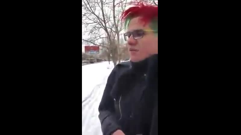 Веруны доебались до цветного оскорбил чувства верущих