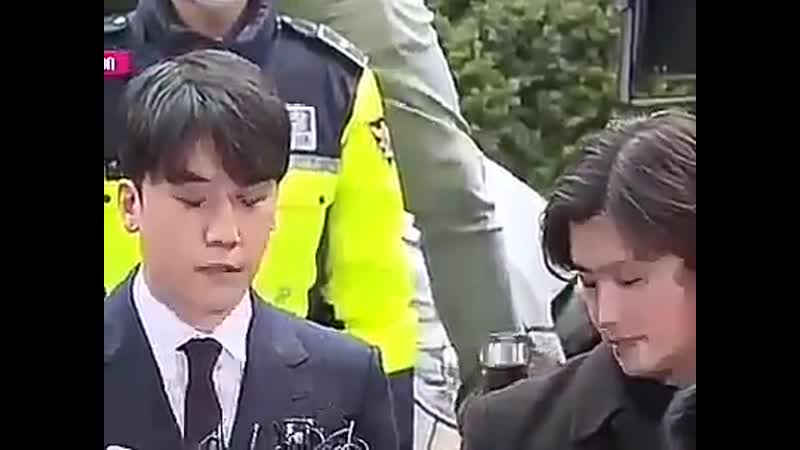 Confirm porn video – Yes he was looking sexy that reporter can confirm it just check him he was eating him