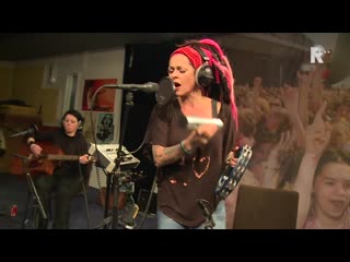 Dilana smith beautiful monster (live uit lloyd)