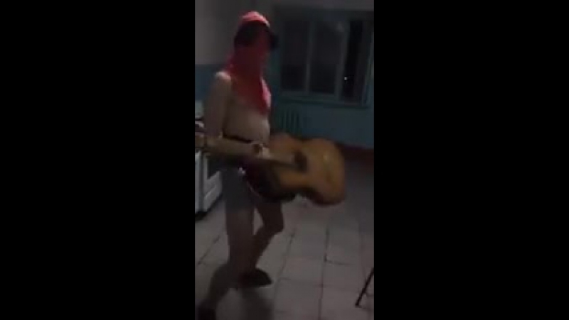 Студенты сельскохозяйственного техникума сняли свой клип, чтобы поддержать курсантов лётного училища