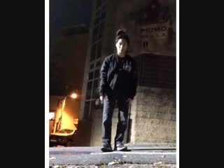 조은희, eunhee jo on instagram “171115 현대 무용 배우고 싶어서 흉내낸 날 투박해도 머리보다 먼저 느끼고, 춤추고, 반응하는 요즘은 머리로 복잡하게 만