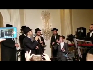 ילד הפלא ארי רייך "נכספה" עם מקהלת "נרננה",ari reich nichsefu ...