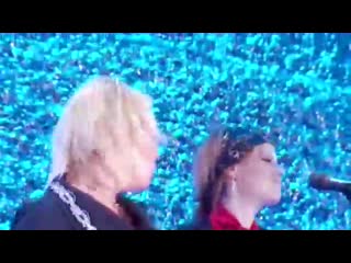 [80's disco hits] kim wilde you keep me hanging on (disco of the 80's festival, russia, 2007)