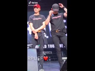 Жмак за жопу